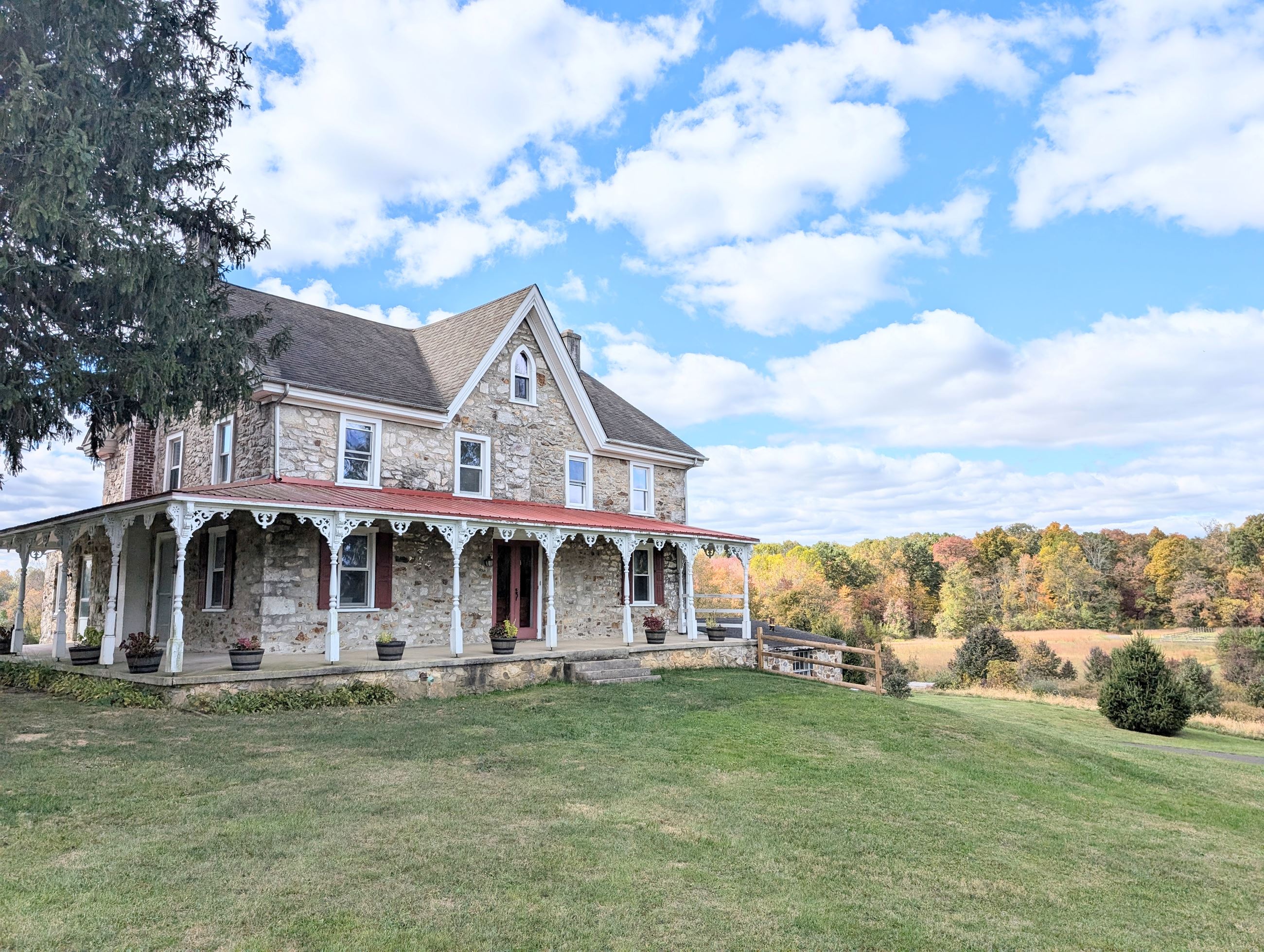 Image of Farmhouse in JPG format
